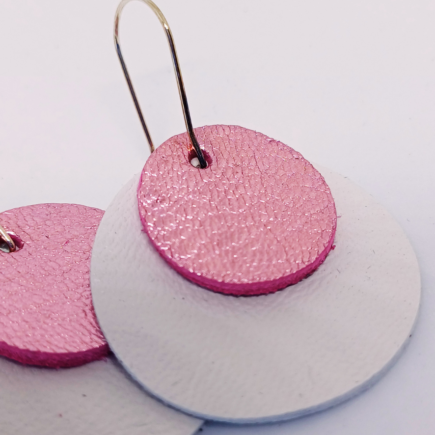 Full Circle Earrings | Pearl & Metallic Pink